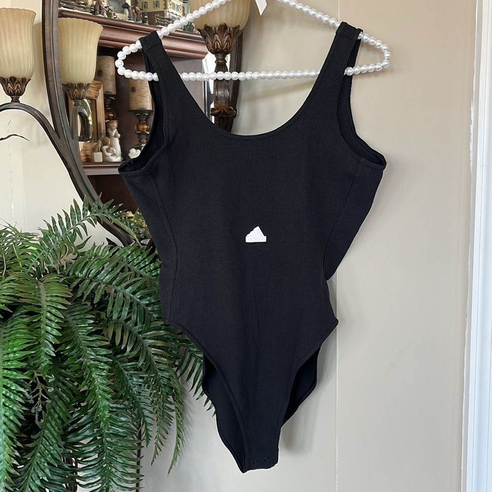 Brand New Adidas Black White Ribbed Bodysuit Sport Tank Athletic Activewear